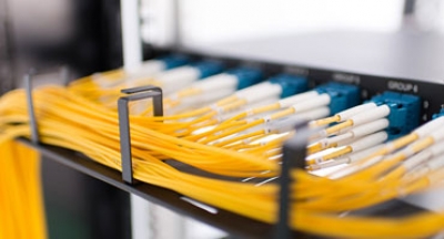 کاربردهای فیبر نوری